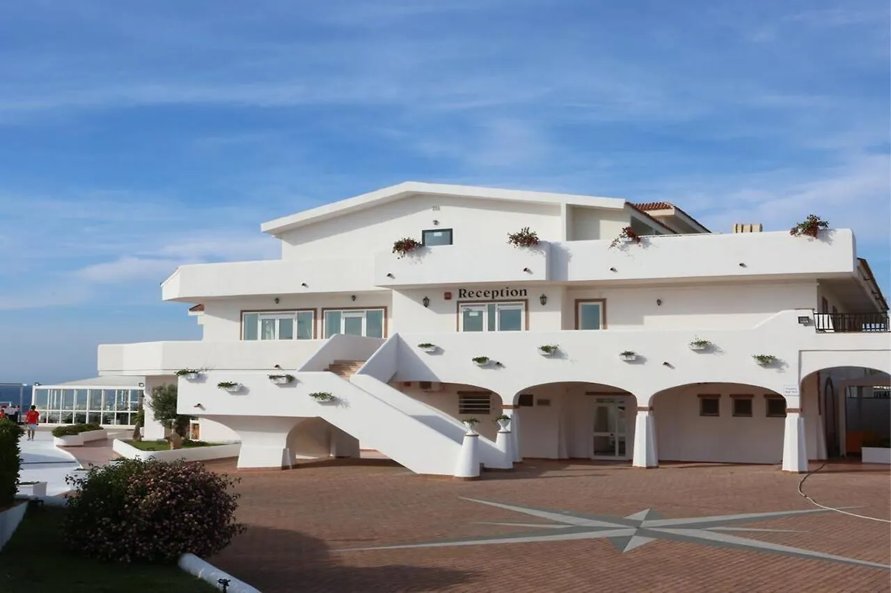 La Plage Village Club Marina di Sorso 4*,